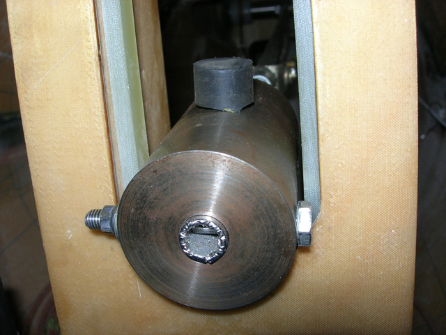 Mass balance flange 4.