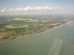 white_cliffs_of_Dover_coasting_in_26_04_09