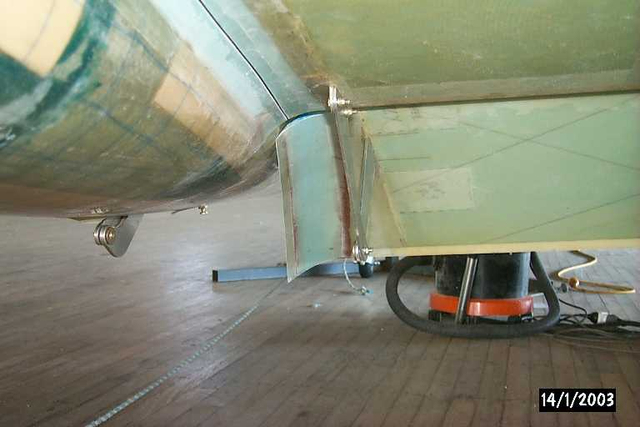19Port_Lower_with_flap_down