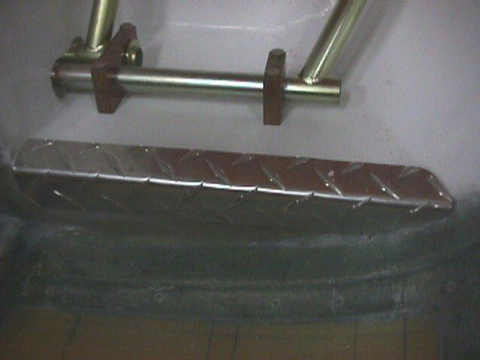 031802_floorboard_trim