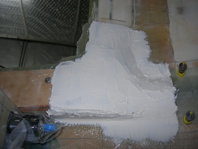 Aft sill cover 11.