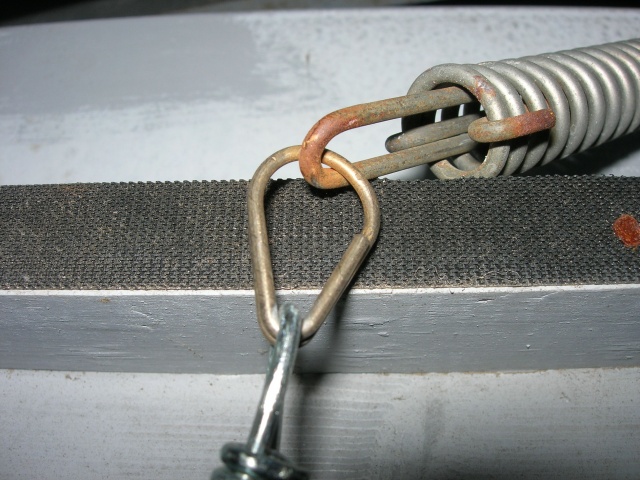 Alternate use of tailwheel clip.